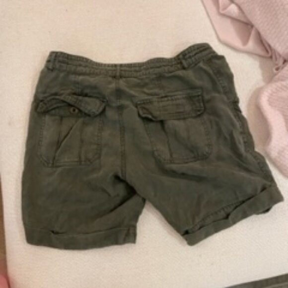 Sundance Cargo Shorts size 4 - Picture 2 of 6